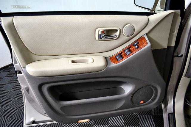 Photo of 2006 Sonora Gold Pearl Toyota Highlander Hybrid