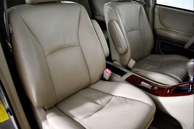 Photo of 2006 Sonora Gold Pearl Toyota Highlander Hybrid