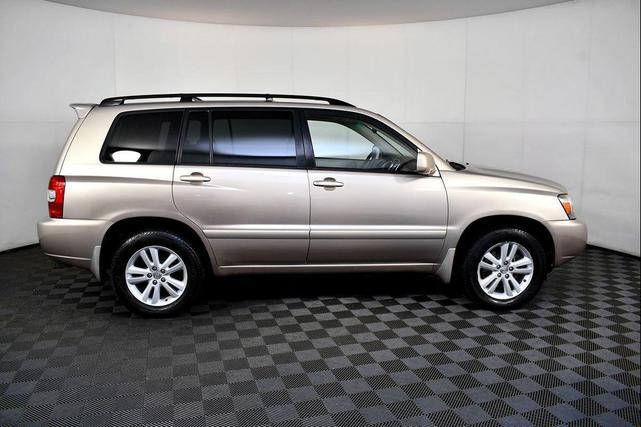 Photo of 2006 Sonora Gold Pearl Toyota Highlander Hybrid
