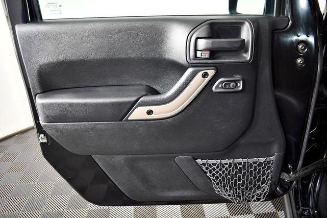 Photo of 2017 Black Jeep Wrangler Unlimited