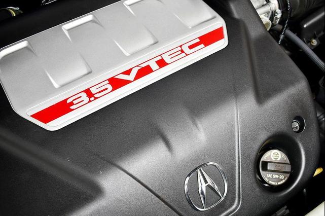 Photo of 2007 White Diamond Pearl Acura TL