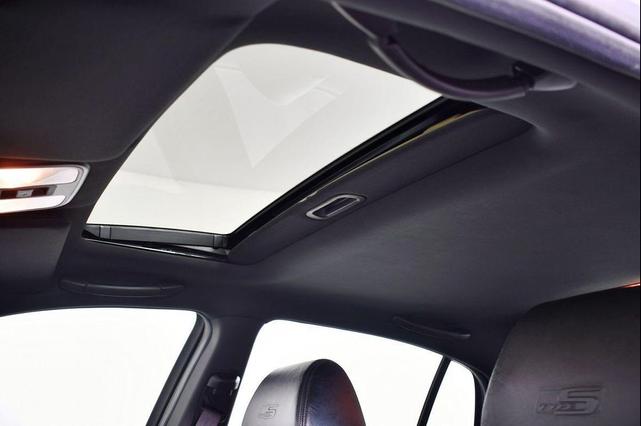 Photo of 2007 White Diamond Pearl Acura TL