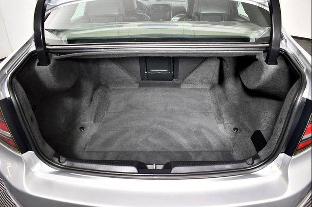 Photo of 2007 White Diamond Pearl Acura TL