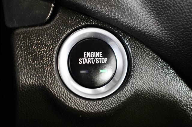 Photo of 2022 Silver Ice Metallic Chevrolet Equinox