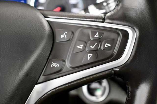 Photo of 2022 Silver Ice Metallic Chevrolet Equinox