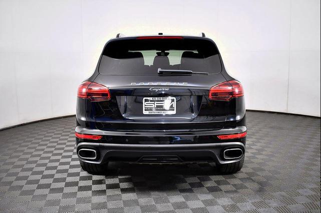 Photo of 2017 Black Porsche Cayenne