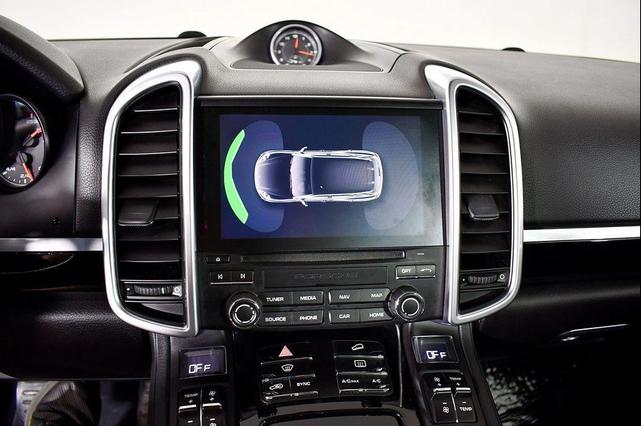Photo of 2017 Black Porsche Cayenne