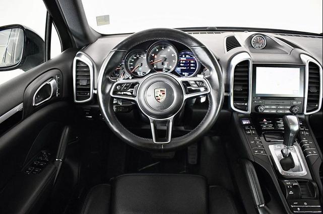 Photo of 2017 Black Porsche Cayenne