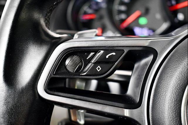 Photo of 2017 Black Porsche Cayenne