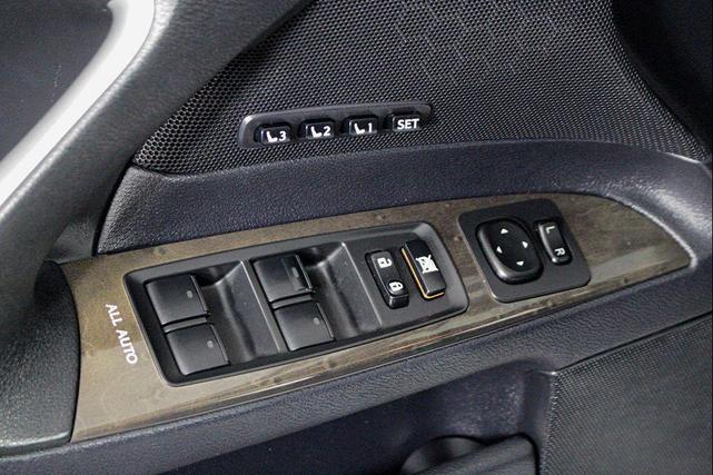 Photo of 2009 Glacier Frost Mica Lexus IS 250