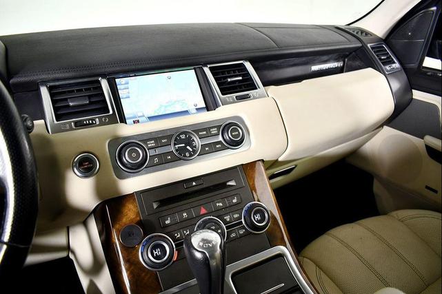 Photo of 2010 Bali Blue Land Rover Range Rover Sport