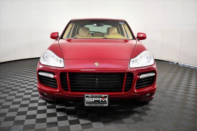 Photo of 2008 Red Porsche Cayenne