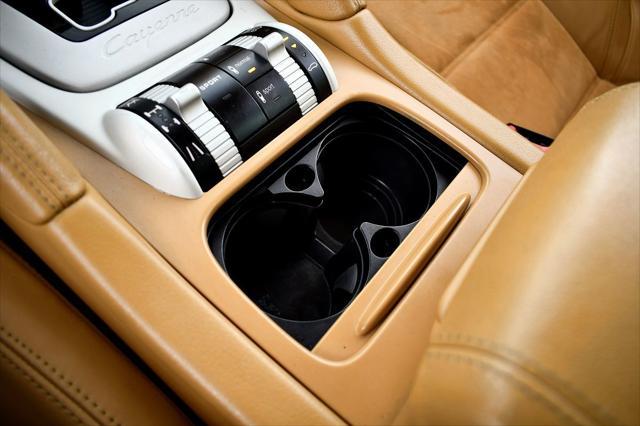 Photo of 2008 Red Porsche Cayenne