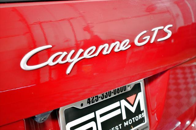Photo of 2008 Red Porsche Cayenne