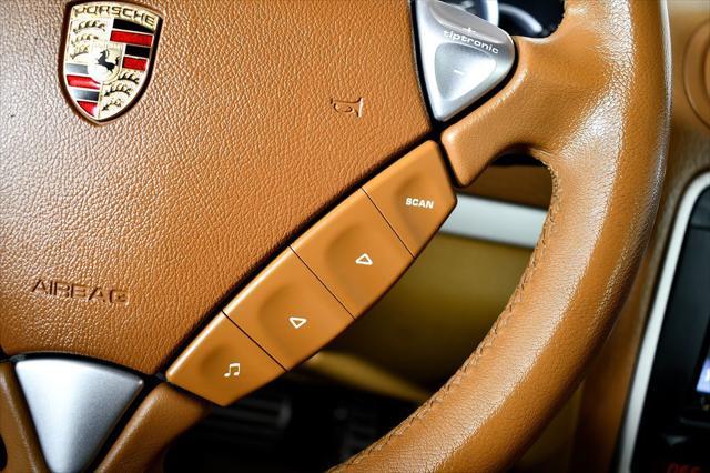 Photo of 2008 Red Porsche Cayenne