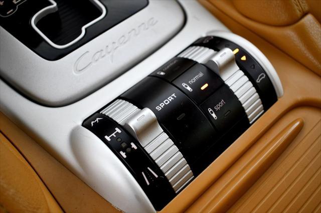 Photo of 2008 Red Porsche Cayenne