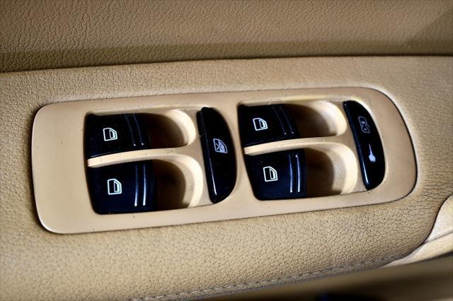 Photo of 2008 Red Porsche Cayenne