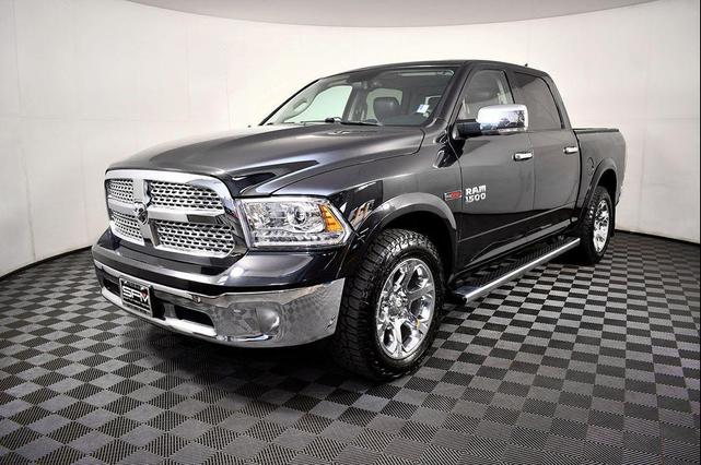 Photo of 2018 Brilliant Black Crystal Pearl RAM 1500
