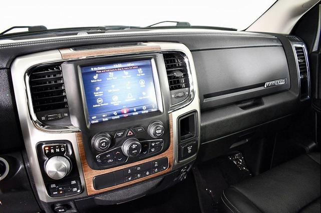 Photo of 2018 Brilliant Black Crystal Pearl RAM 1500