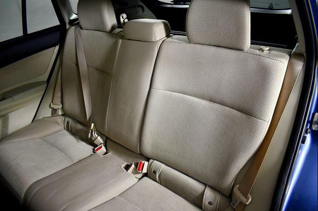 Photo of 2013 Marine Blue Pearl Subaru XV Crosstrek
