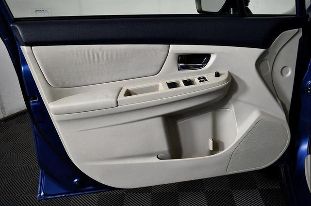 Photo of 2013 Marine Blue Pearl Subaru XV Crosstrek