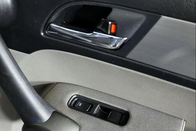 Photo of 2010 Glacier Blue Metallic Honda CR-V