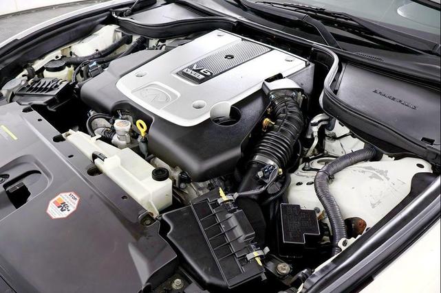 Photo of 2009 Moonlight White INFINITI G37
