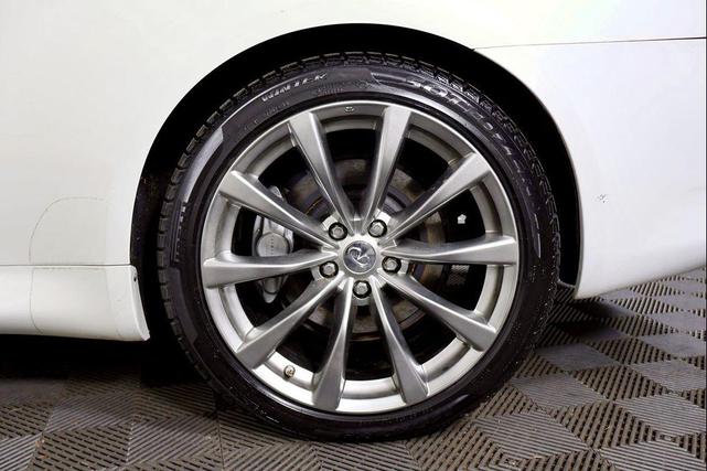 Photo of 2009 Moonlight White INFINITI G37