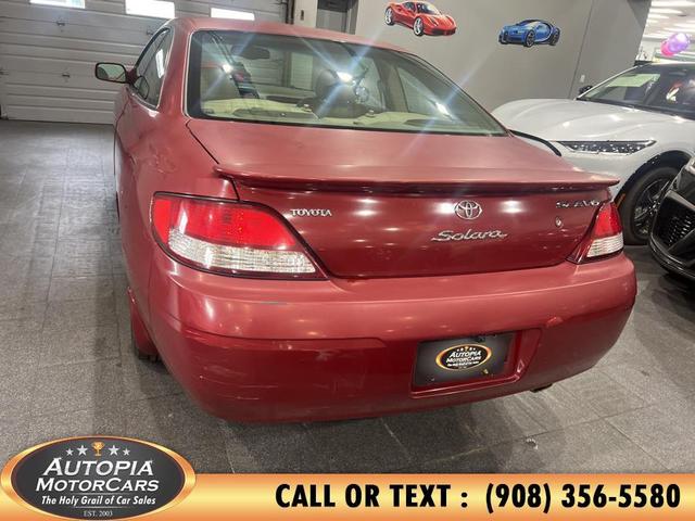 Photo of 2001 Red Toyota Camry Solara