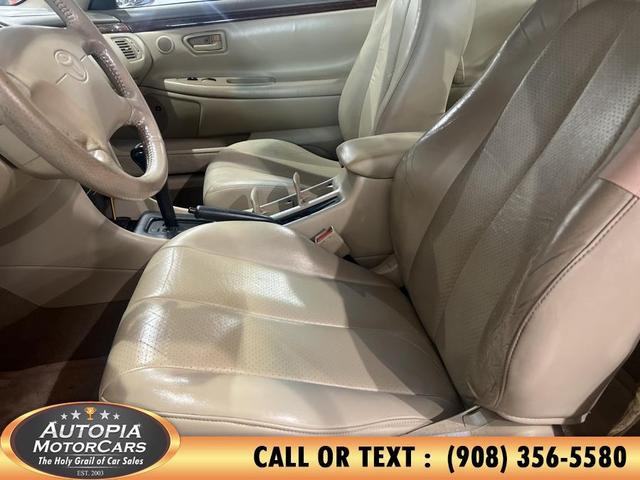 Photo of 2001 Red Toyota Camry Solara