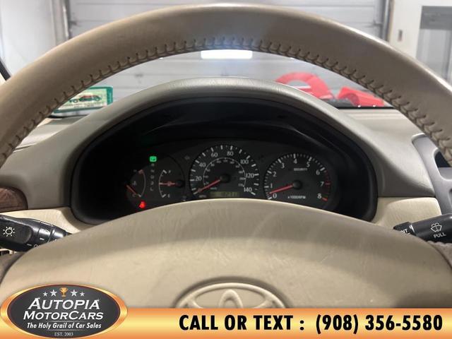 Photo of 2001 Red Toyota Camry Solara