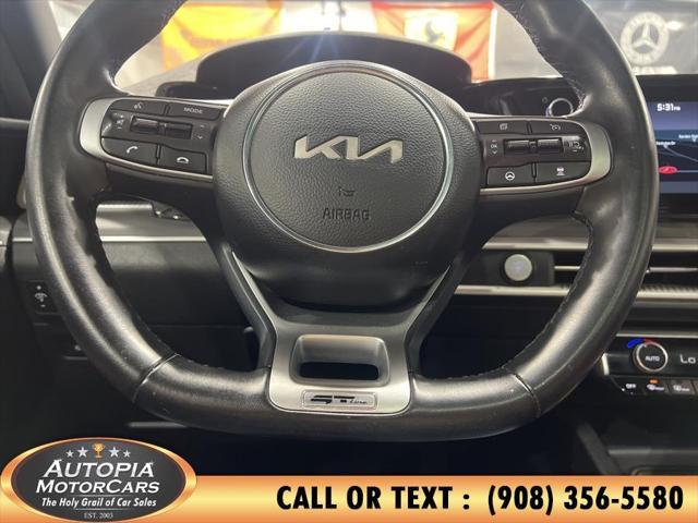Photo of 2023 Ebony Black Kia K5