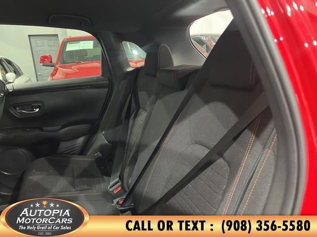 Photo of 2025 Milano Red Honda HR-V