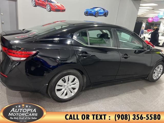 Photo of 2021 Super Black Nissan Sentra