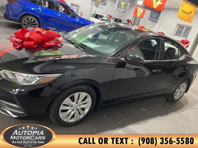 Photo of 2021 Super Black Nissan Sentra