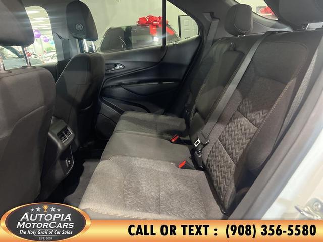 Photo of 2024 White Chevrolet Equinox