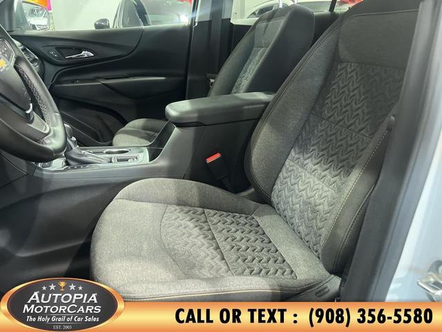 Photo of 2024 White Chevrolet Equinox