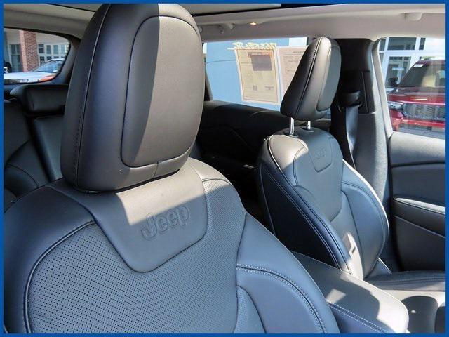Photo of 2021 Sting-Gray Clearcoat Jeep Cherokee