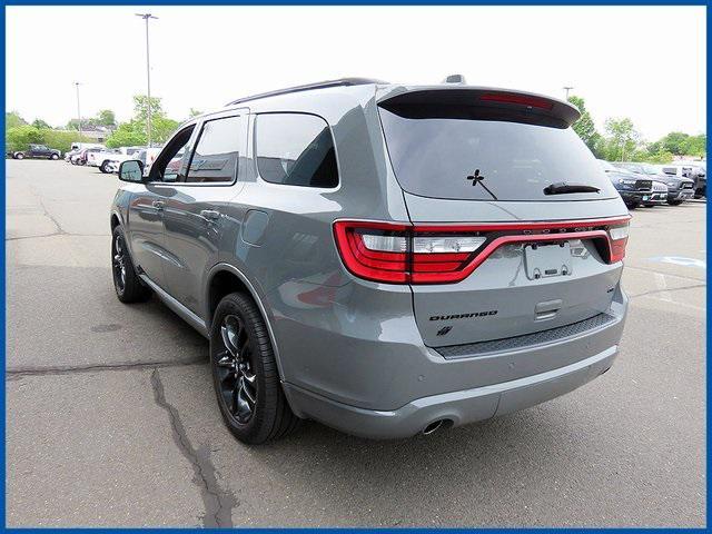 Photo of 2022 Destroyer Gray Clearcoat Dodge Durango