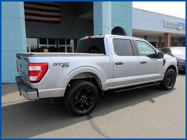 Photo of 2022 Iconic Silver Metallic Ford F-150
