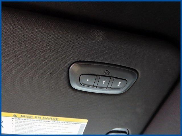 Photo of 2022 Bright White Clearcoat RAM 1500