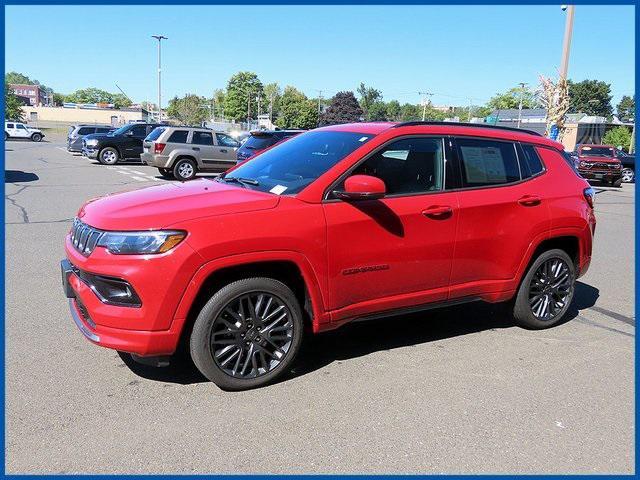 Photo of 2022 Redline Pearlcoat Jeep Compass