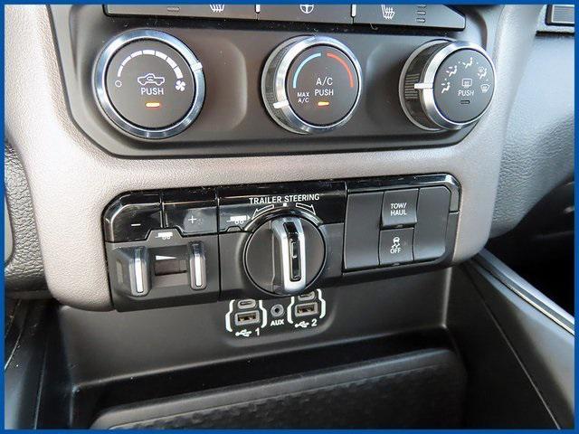 Photo of 2021 Diamond Black Crystal Pearlcoat RAM 1500