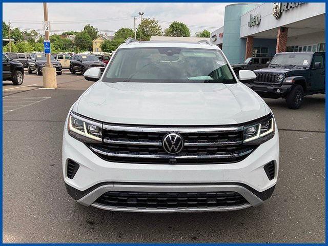 Photo of 2021 Pure White Volkswagen Atlas