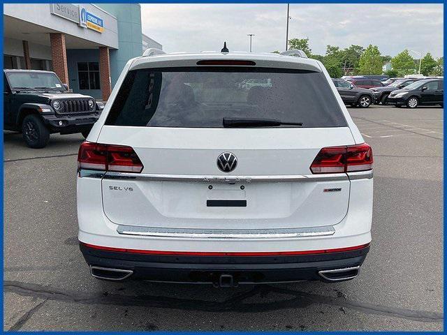 Photo of 2021 Pure White Volkswagen Atlas