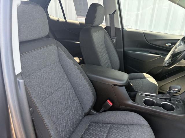 Photo of 2022 Iron Gray Metallic Chevrolet Equinox