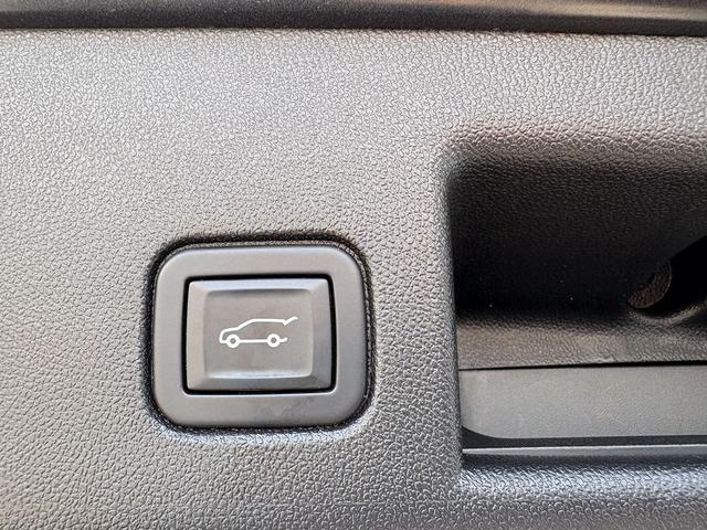 Photo of 2022 Iron Gray Metallic Chevrolet Equinox