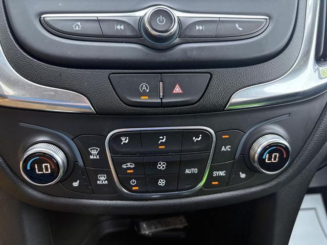 Photo of 2022 Iron Gray Metallic Chevrolet Equinox