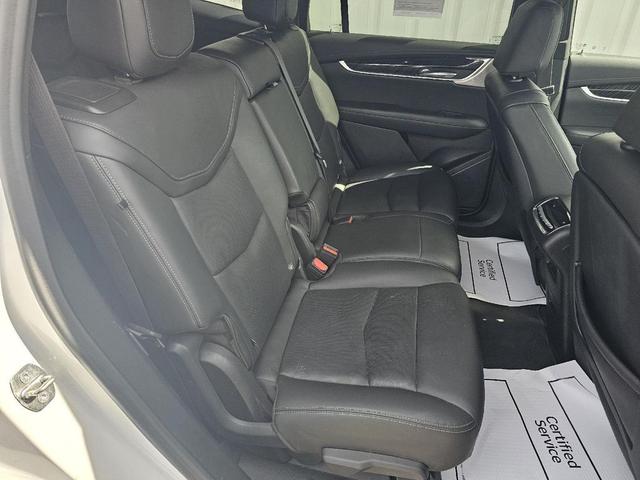 Photo of 2023 Crystal White Tricoat Cadillac XT6