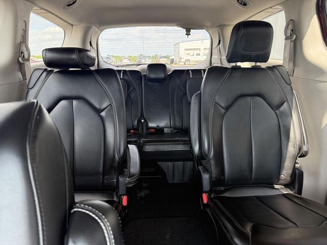 Photo of 2021 Velvet Red Pearlcoat Chrysler Voyager